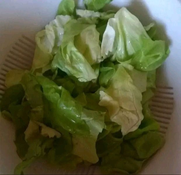 Zielona sałata do obiadu