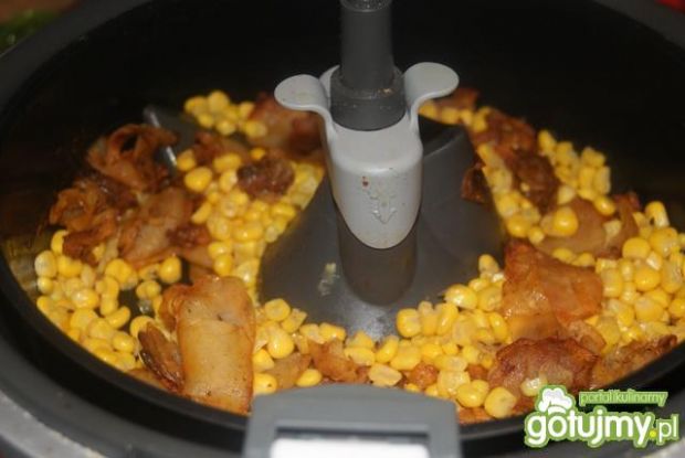 Ziemniaki z kukurydzą na ostro 
