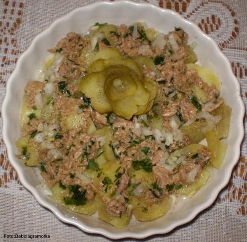 Ziemniaki z tuńczykiem- sałatka leniwca 