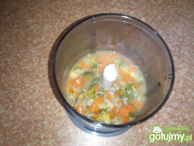 Zupa brokułowa z glutenem dla niemowlaka