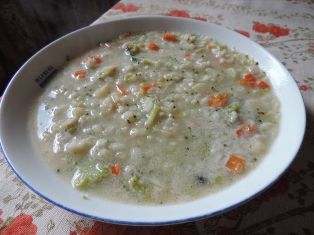 Zupa brokułowo-porowa z ryżem