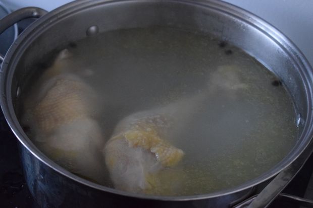 Zupa buraczkowa z kaszą kuskus