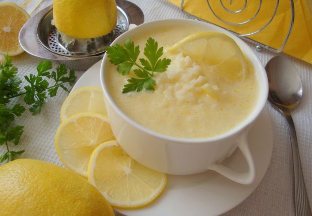 Zupa cytrynowa na rosole
