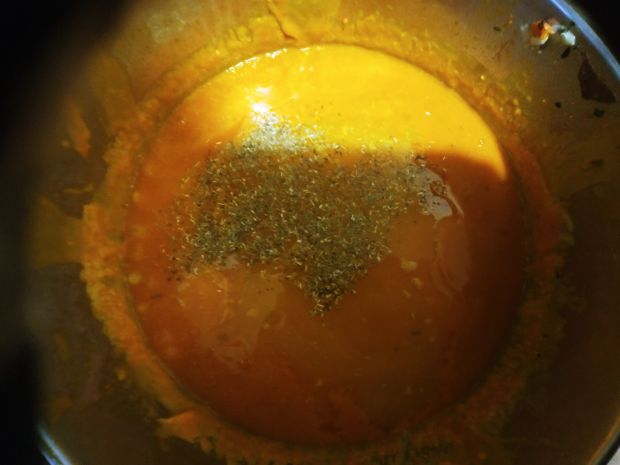 Zupa dyniowa z kolendrą