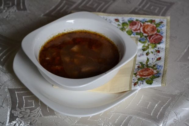 Zupa gulaszowa z nutą gorzkiej czekolady 