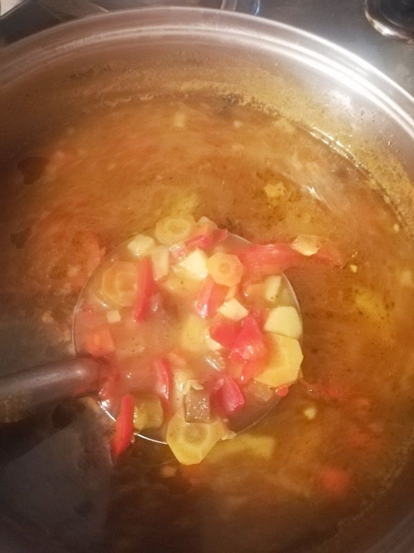 Zupa jarzynowa (papryka, szparagi, cukinia)