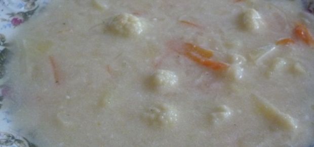  Zupa kalafiorowa