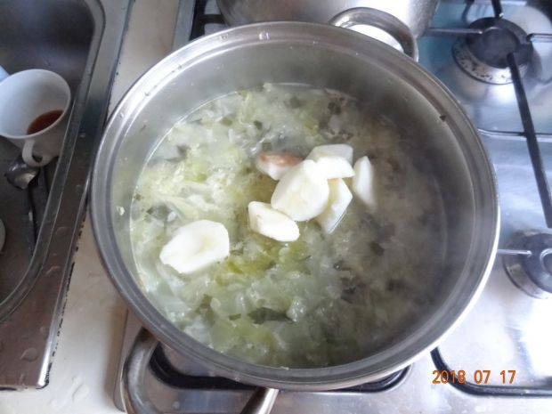 Zupa krem z cukinii i kapusty