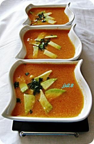 zupa krem z kukurydzy z awokado