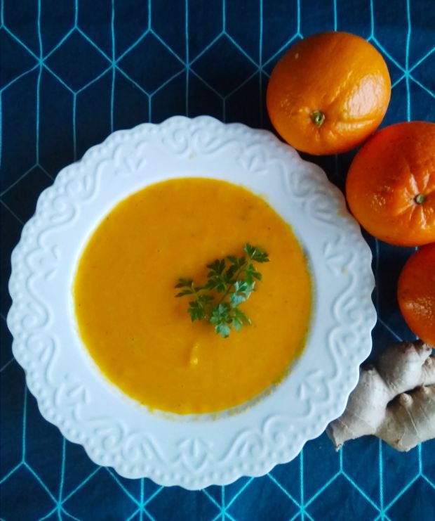 Zupa krem z marchewki i pomarańczy 