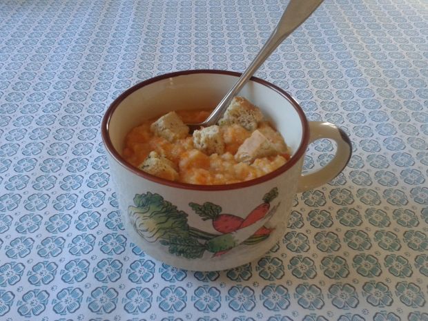 Zupa krem z marchwi, fasoli i gruszek