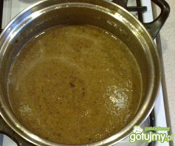 Zupa krem z selera z suszonymi grzybami