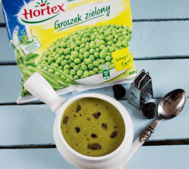 Zupa krem z zielonego groszku z truflami