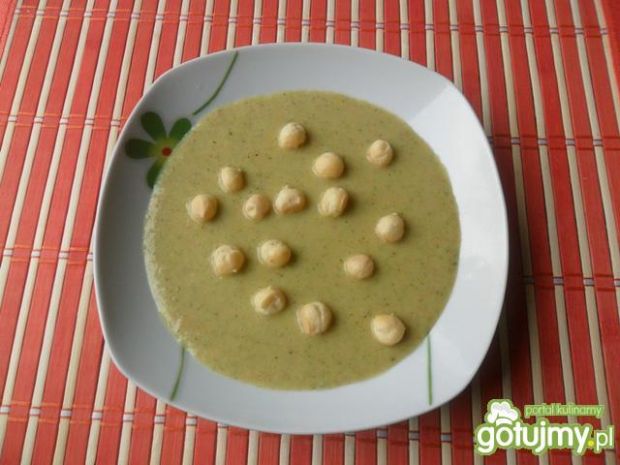 Zupa krem z zielonego groszku6