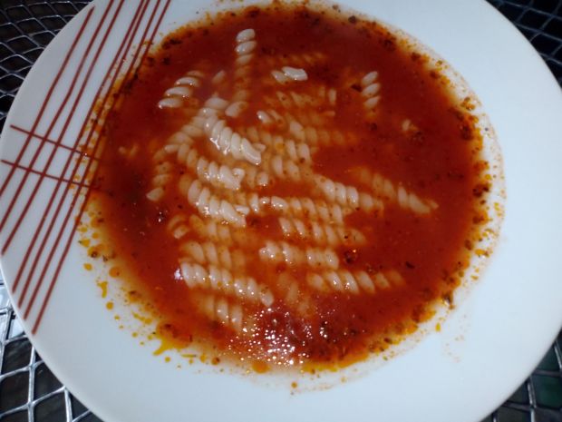 Zupa na ketchupie z cukinii