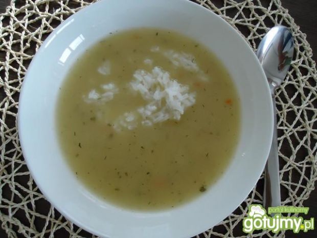 Zupa ogórkowa z ryżem 3