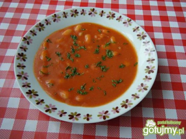 Zupa pomidorowa z fasolką 