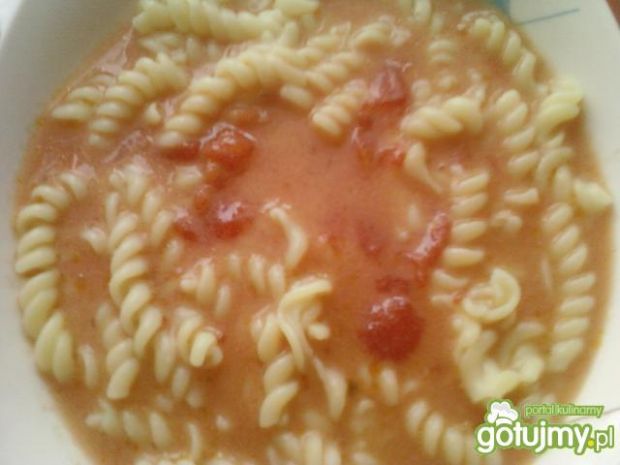 Zupa pomidorowa z makaronem 6