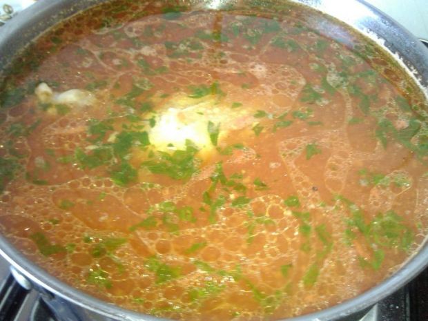 Zupa pomidorowa z natką pietruszki - zabielana 