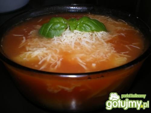 Zupa pomidorowa z parmezanem