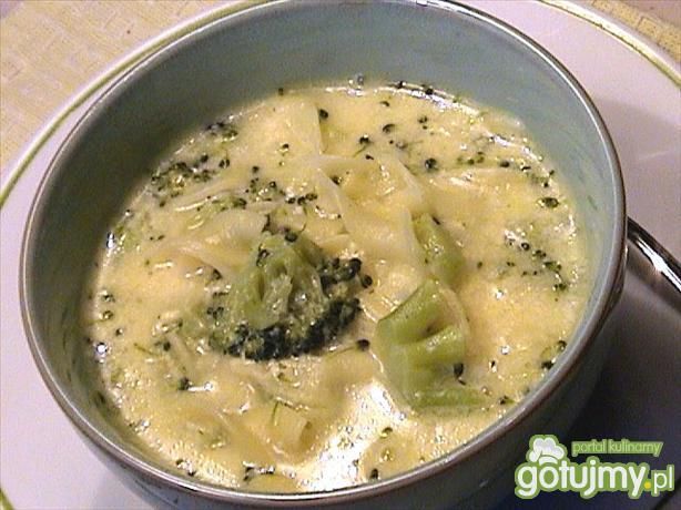 zupa serowa z brokulami