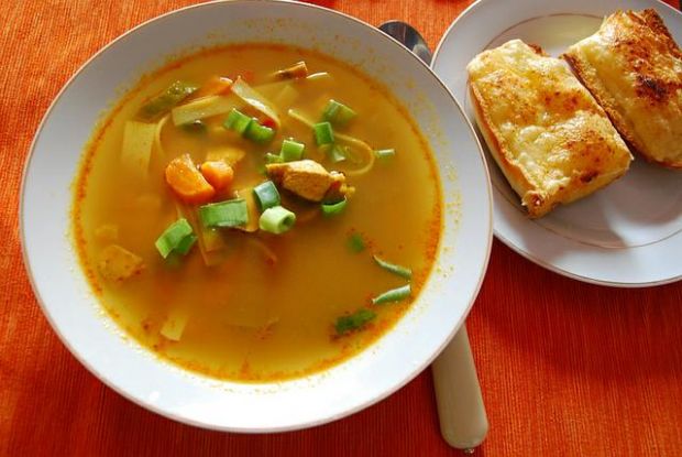 Zupa Tajska z Grzankami