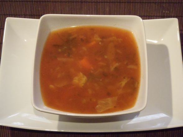 Zupa warzywna na pomidorowo