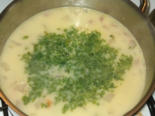 Zupa wielowarzywna z soczewicą
