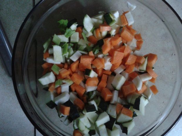 Zupa z dwu kolorowej fasolki szparagowej