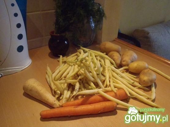 Zupa z fasolką szparagową i ziemniakami