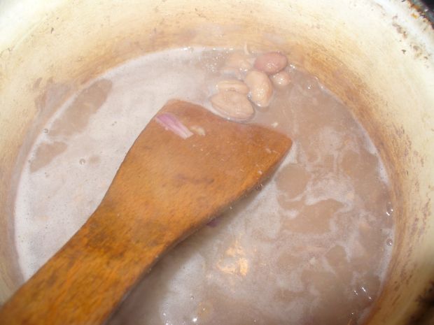 Zupa z grochu piechotnego