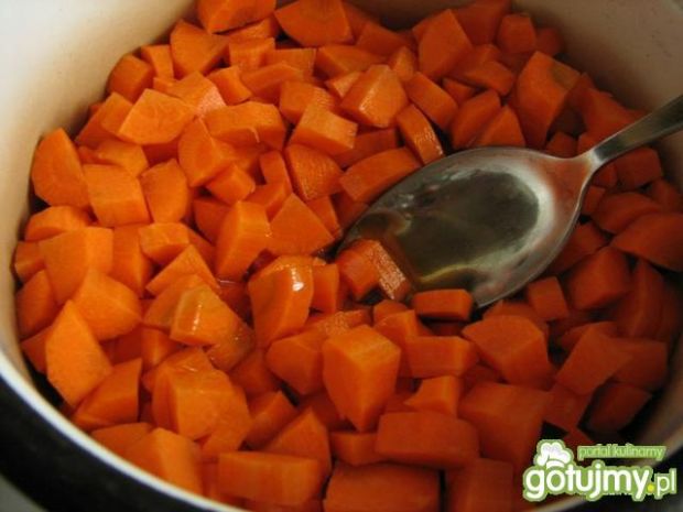 Zupa z marchewki i gruszek 
