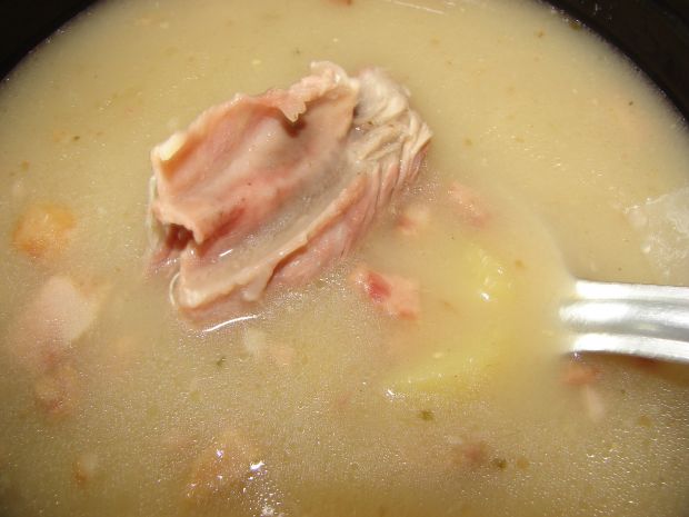 zupa z mięsem i ziemniakami