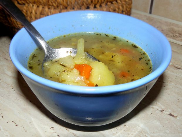 Zupa z podsmażanymi ziemniaczkami