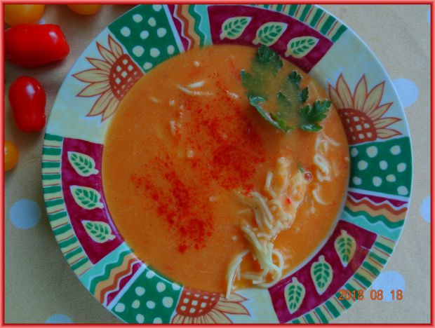 Zupa z pomidorów duszonych na maśle