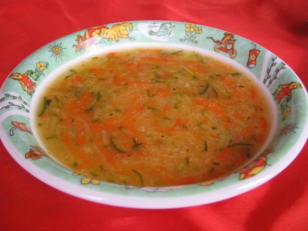 Zupa z warzywami i kasza manna
