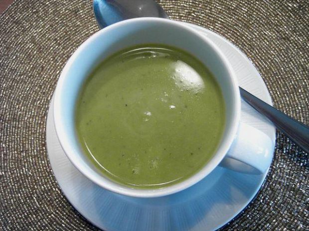 Zupa z zielonego groszku, mrozonego