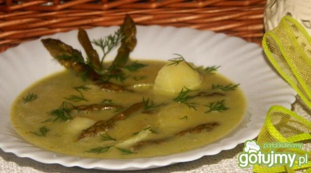 Zupa z zielonych szparagów z ziemniakami