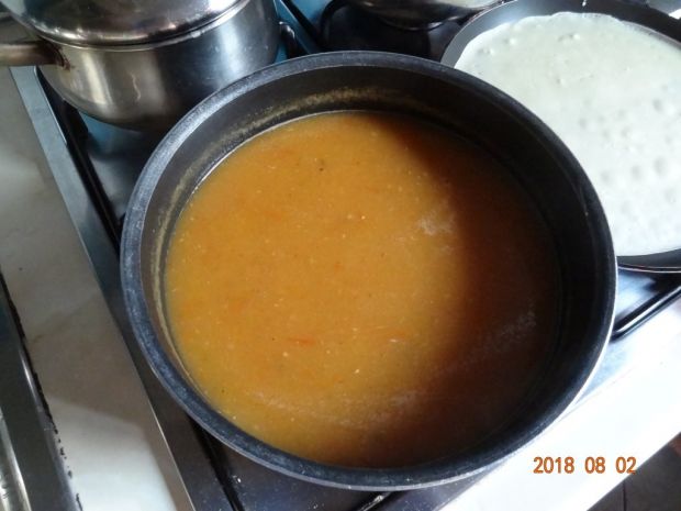 Zupa z żółtych pomidorów