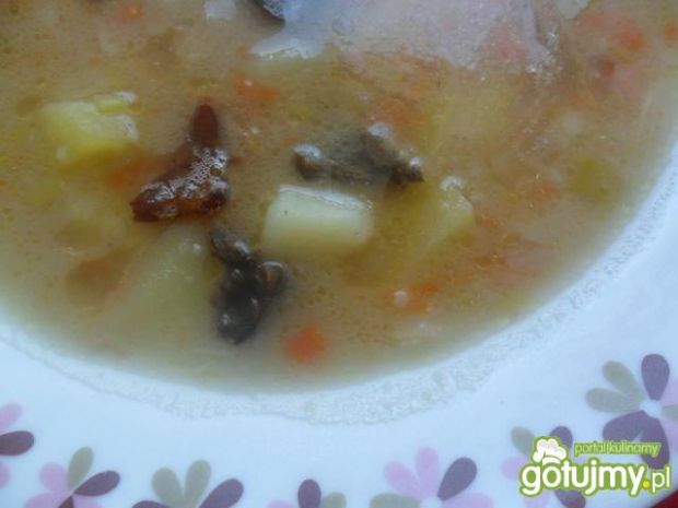 Zupa ziemniaczana z grzybami 