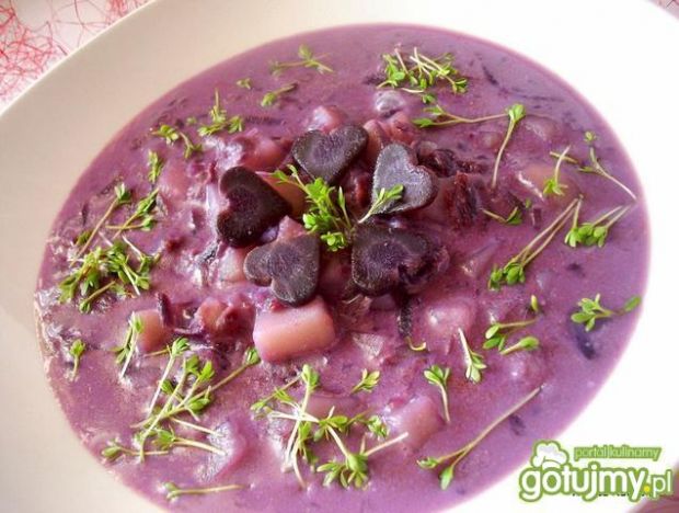 Zupa ziemniaczano sojowa z purpurową