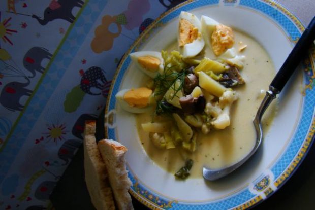 Zupka kalafiorowo- brokułowa z pieczarkami