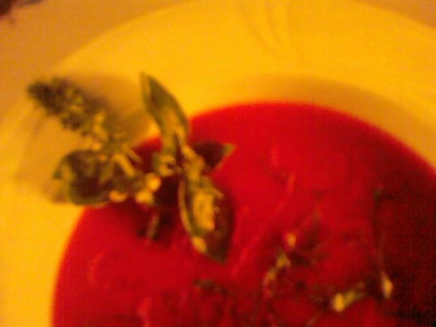 Zupka pomidorowa z bazylią              
