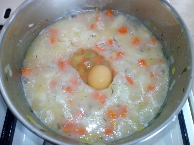 Zupka ryżowa z jajkiem