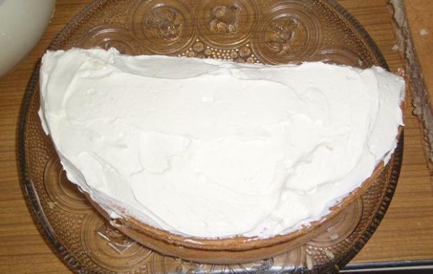 Malinowo-waniliowy tort torebka