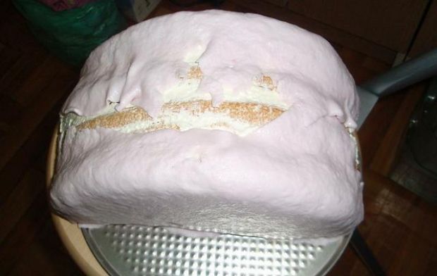 Malinowo-waniliowy tort torebka