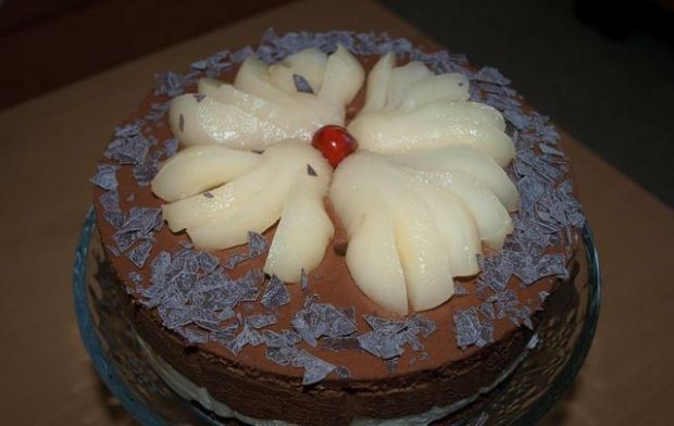 Mini tort czekoladowo gruszkowy