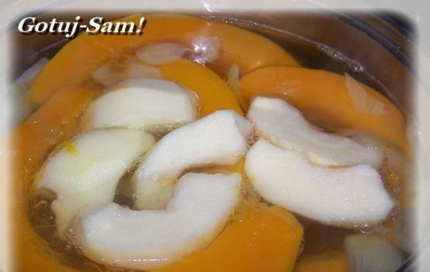 Pikantna zupa dyniowa z kalafiorem