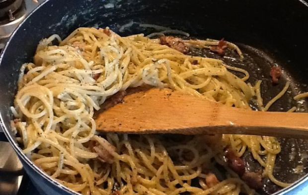 Spaghetti carbonara.