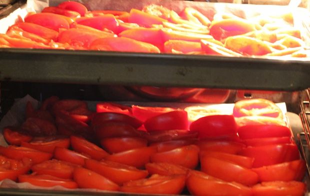 Suszone pomidory po grecku 